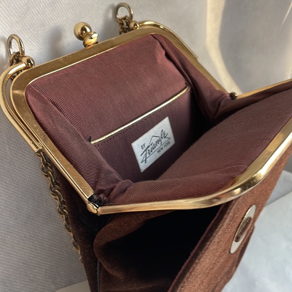 Chic Vintage purse By Triangle NY brown suede gold tone - mod look - Picture 7 of 16